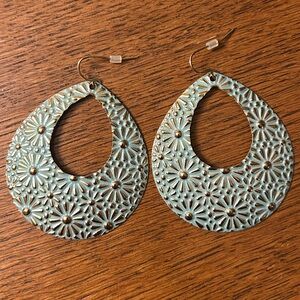 Premier Designs Floral Tear-Drop Earrings